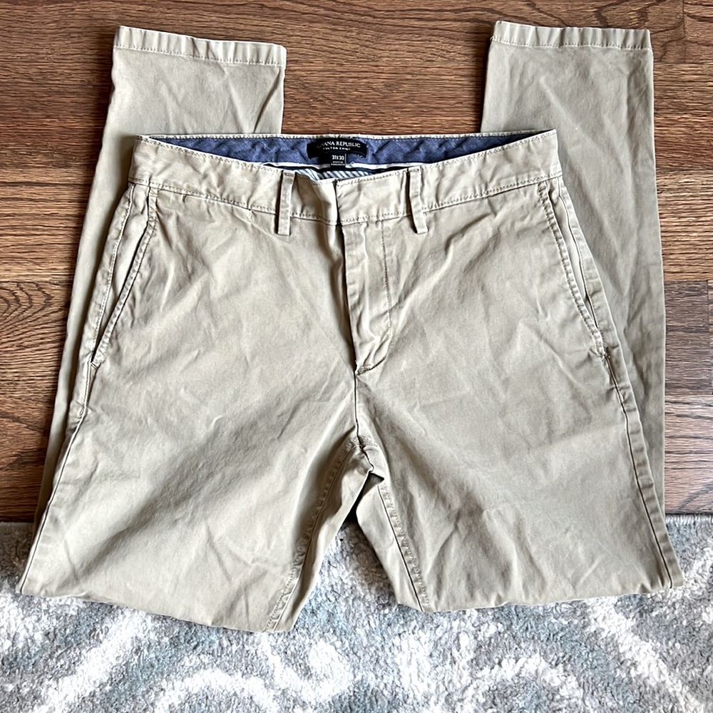 Banana Republic Fulton Chino’s 31w